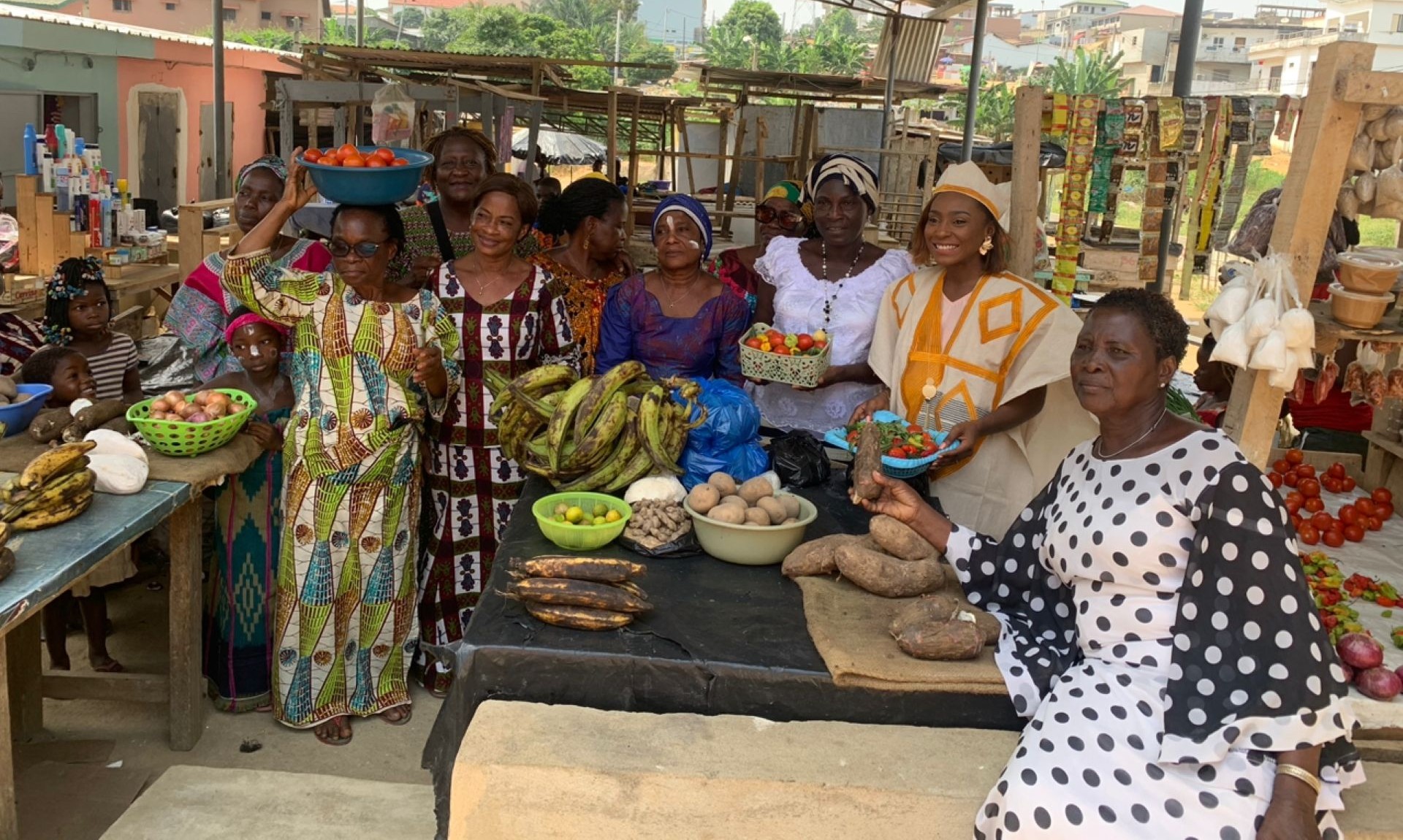 Transformation et commercialisation de manioc, riz et bananes par la coopérative SOCOBECI